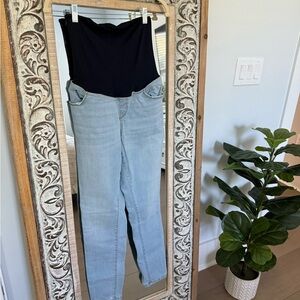 Isabel Maternity Women's Light Wash Jeans (Skinny)